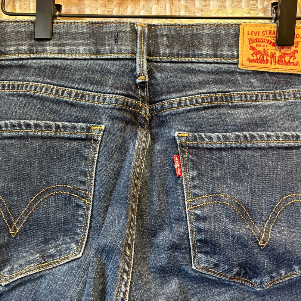 Classic Blue Straight Leg Women's Jeans - Picture 3 of 4